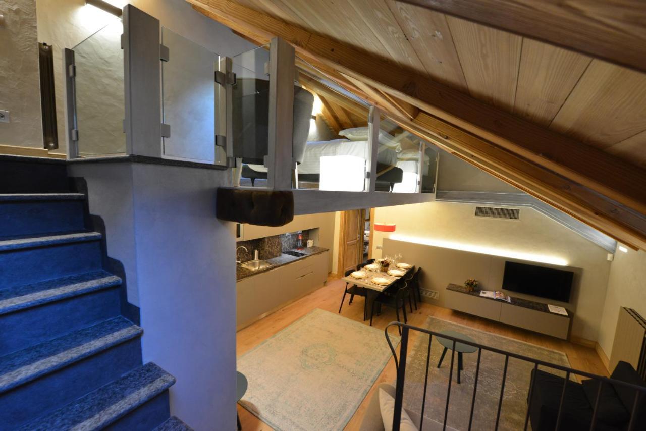 Le Reve Charmant Apartments - Via Sant'Orso,2 Aosta Szoba fotó
